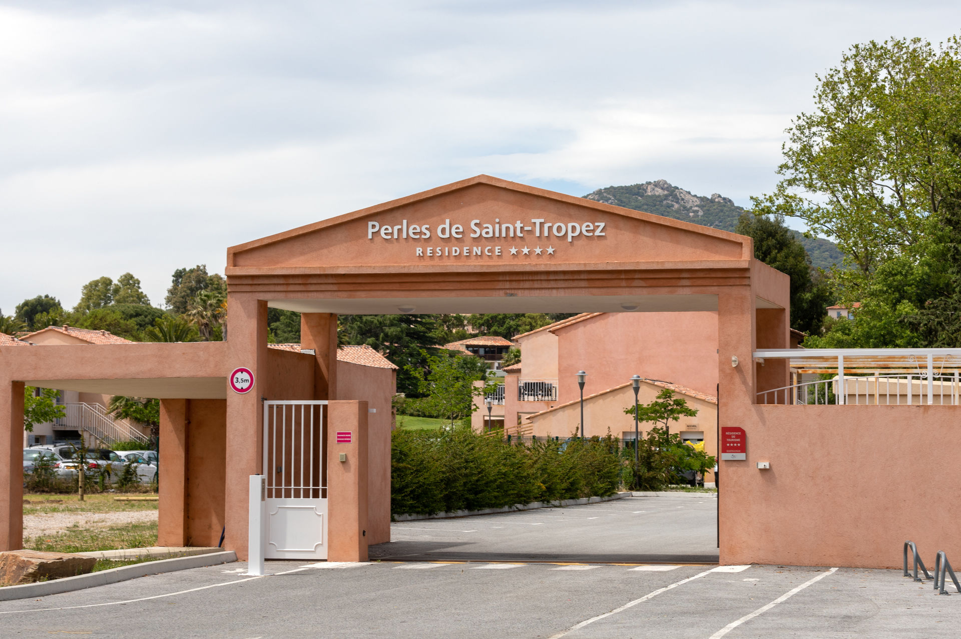 France - Côte d'Azur - Grimaud / Port Grimaud - SOWELL Résidences Les Perles de Saint Tropez 4*